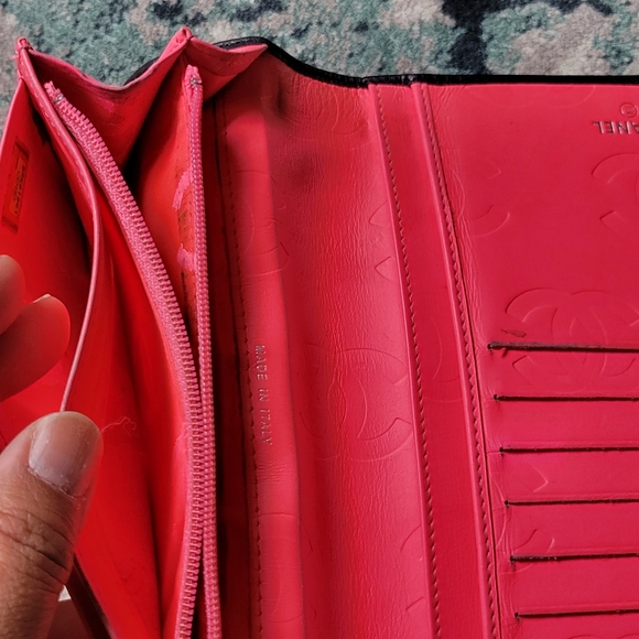 Authentic Chanel Wallet - Picture 11 of 12